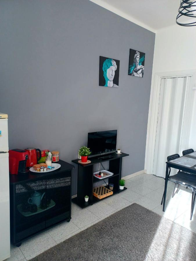 Intero Appartamento Luminoso E Accogliente ! Торино Екстериор снимка